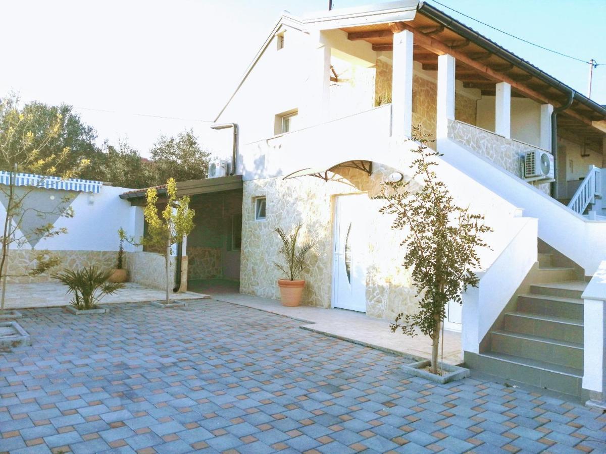 Skalinada Villa Vir Exterior photo